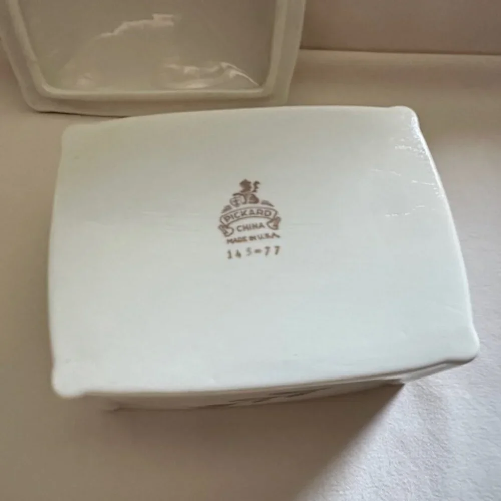 Vintage Porcelain Trinket Box